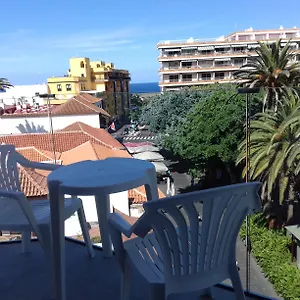 Tropical Hotell